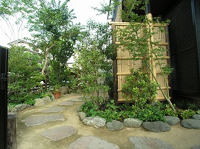 �a���뉀�{�H��F8